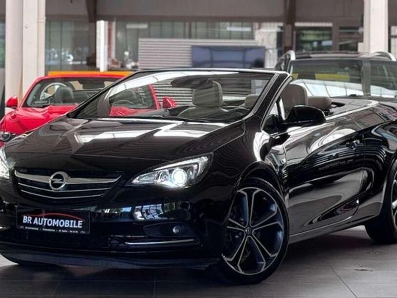 Onyx schwarz Gebraucht 2019 Opel Cascada Ultimate Cabrio | 21.990 € (Teuer) - Bild 1/4