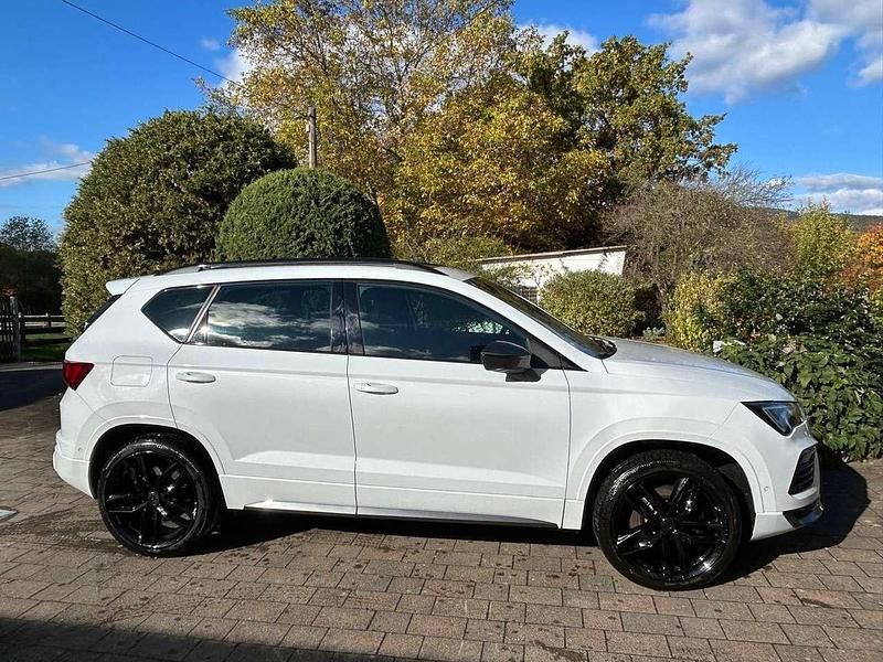 Używany Cupra Ateca 300 KM (220 kW) 2021 Biały SUV