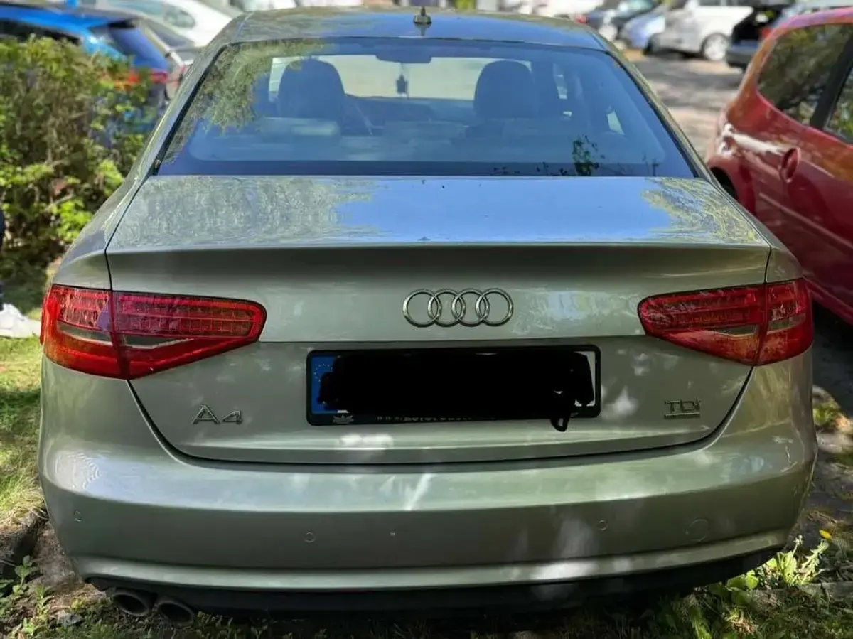 Gebraucht Audi A4 Ambiente 177 PS (130 kW) 2014 Limousine