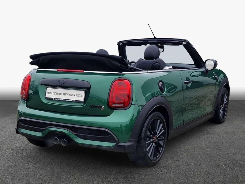 Gebraucht Mini Cooper S Cabriolet Classic 178 PS (130 kW) 2023 British racing green metallic Cabrio