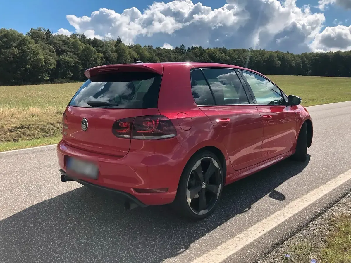 Gebraucht VW Golf VII Edition 235 PS (172 kW) 2012 Rot Limousine