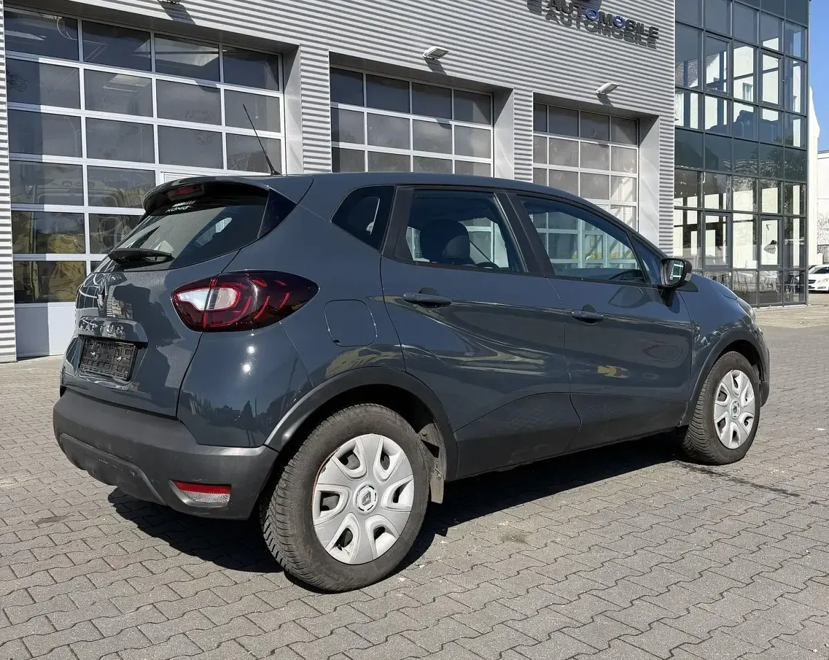 Gebraucht Renault Captur 90 PS (66 kW) 2019 Blau SUV