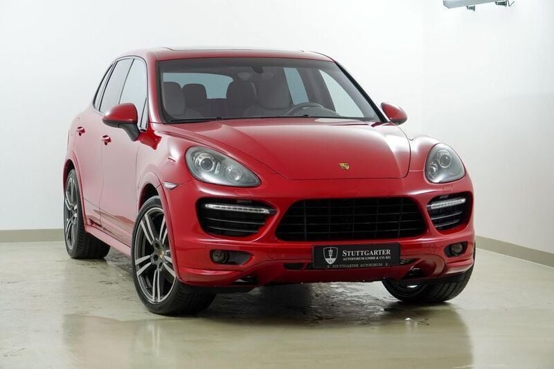Rot Gebraucht 2012 Porsche Cayenne GTS SUV | 34.900 € (Fairer Preis) - Bild 1/4
