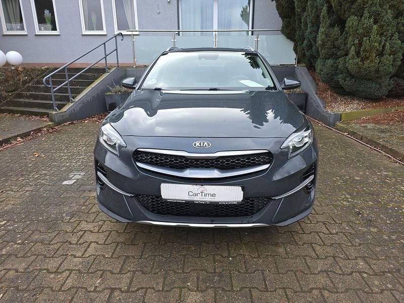 Gebraucht Kia XCeed 140 PS (102 kW) 2019 Grau SUV