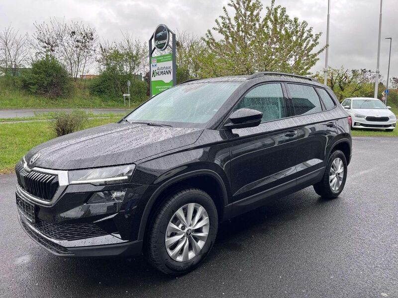 Schwarzmagic perleffekt Neu 2025 Skoda Karoq SUV | 34.990 € (Fairer Preis) - Bild 1/4
