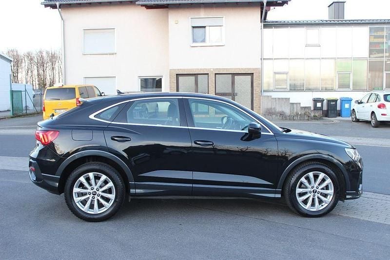 Gebraucht Audi Q3 Sportback Performance 150 PS (110 kW) 2021 Schwarz SUV