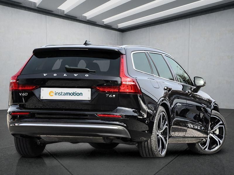 Gebraucht Volvo V60 253 PS (186 kW) 2024 Schwarz Kombi