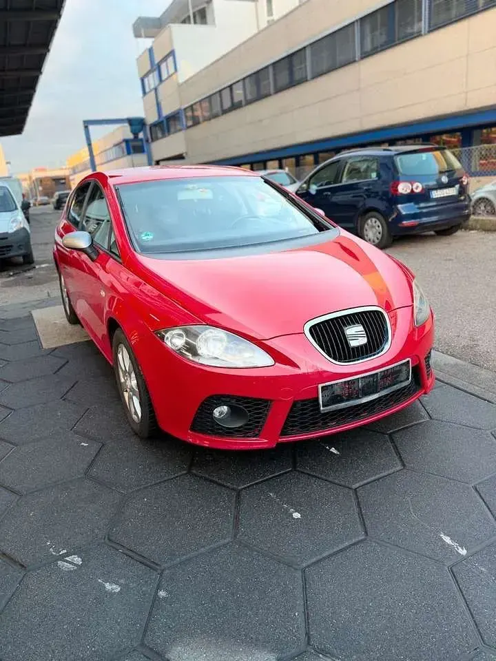 Używany Seat Leon FR 170 KM (125 kW) 2007 Czerwony Hatchback