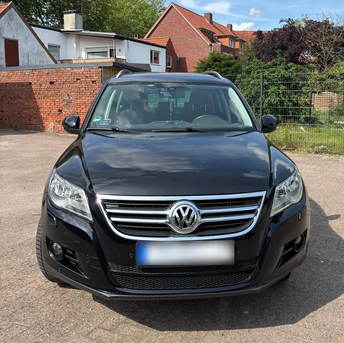 Gebraucht VW Tiguan 140 PS (102 kW) 2010 Schwarz SUV