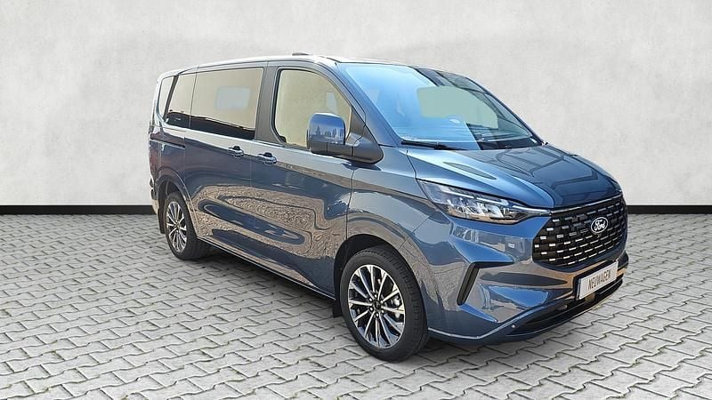 Chromablau metallic Neu 2025 Ford Tourneo Titanium X Van / Kleinbus | 50.990 € (Fairer Preis) - Bild 1/4