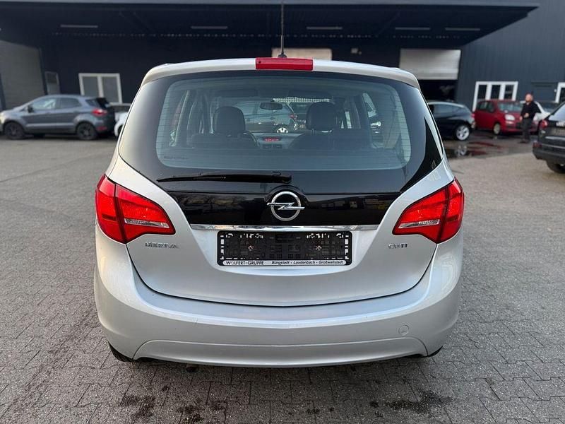 Gebraucht Opel Meriva Edition 110 PS (80 kW) 2010 Silber Van / Kleinbus
