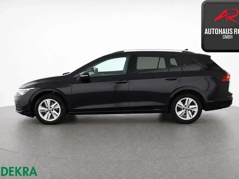 Gebraucht VW Golf VIII 150 PS (110 kW) 2023 Schwarz Kombi