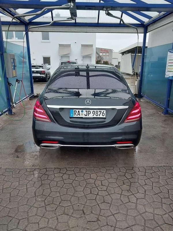 Gebraucht Mercedes S560 AMG line 469 PS (344 kW) 2018 Schwarz Limousine