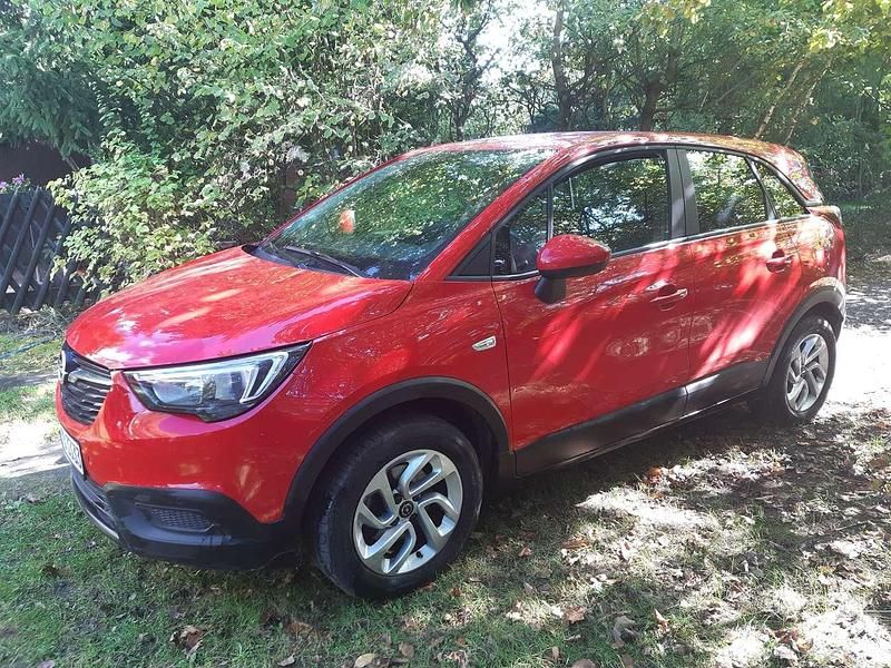Rot Gebraucht 2018 Opel Crossland X Edition SUV | 13.990 € (Guter Preis) - Bild 1/4