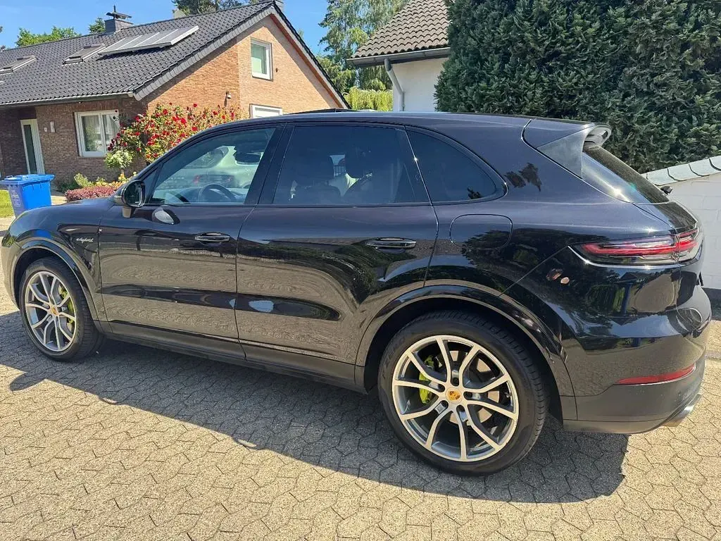 Gebraucht Porsche Cayenne 340 PS (250 kW) 2018 Tiefschwarzmetallic SUV