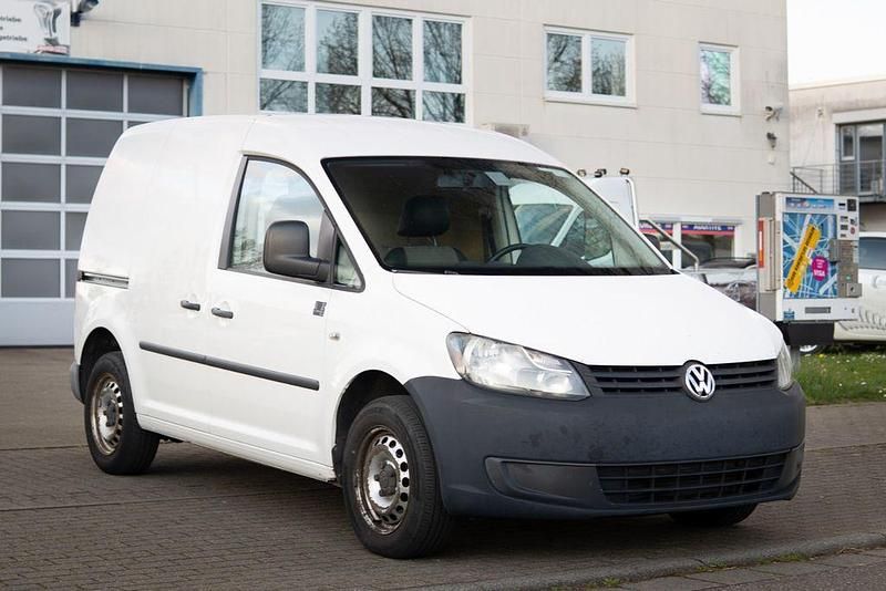 Second-hand VW Caddy 75 CP (55 kW) 2011 Alb Monovolum