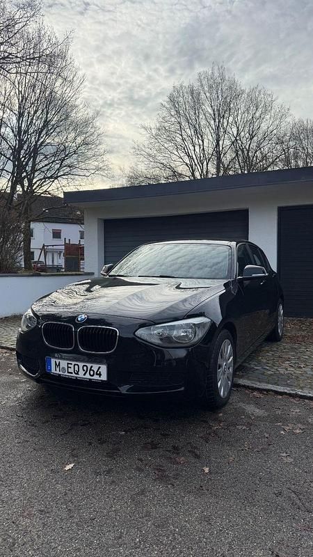 Schwarz Gebraucht 2012 BMW 116 Kleinwagen | 6.000 € (Superpreis) - Bild 1/4