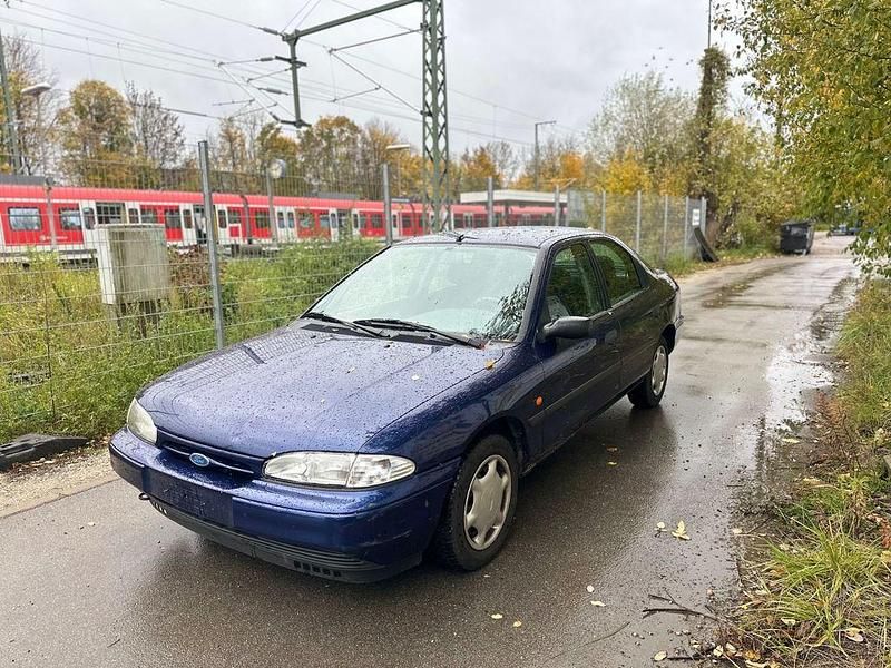 Blau Gebraucht 1994 Ford Mondeo Limousine | 1.999 € - Bild 1/4