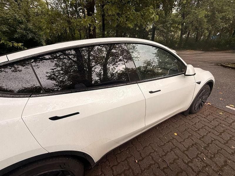 Gebraucht Tesla Model Y Long Range AWD 378 kW (514 PS) 2024 Weiß SUV