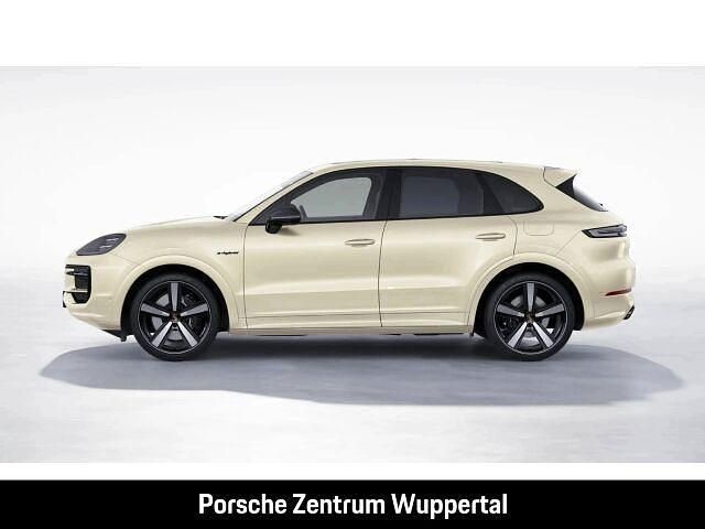 Gebraucht Porsche Cayenne 470 PS (345 kW) 2022 Andere farbe SUV