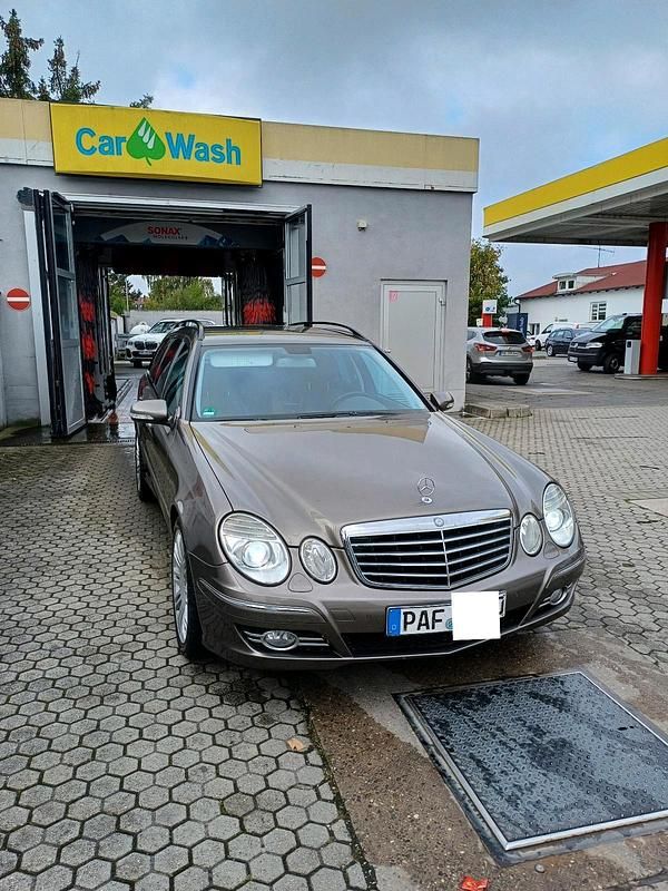 Beige Gebraucht 2007 Mercedes E280 Avantgarde Kombi | 5.499 € (Fairer Preis) - Bild 1/4
