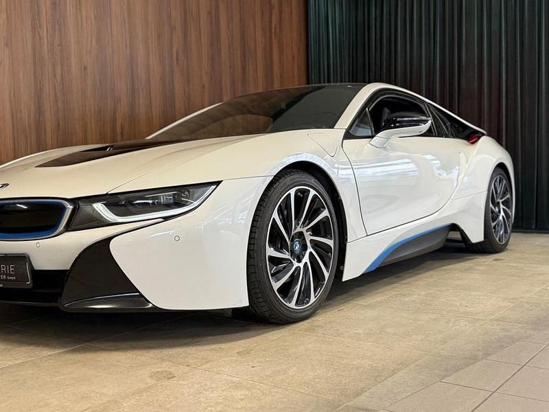 Gebraucht BMW i8 Pure Impulse 231 PS (169 kW) 2014 Weiß Coupé