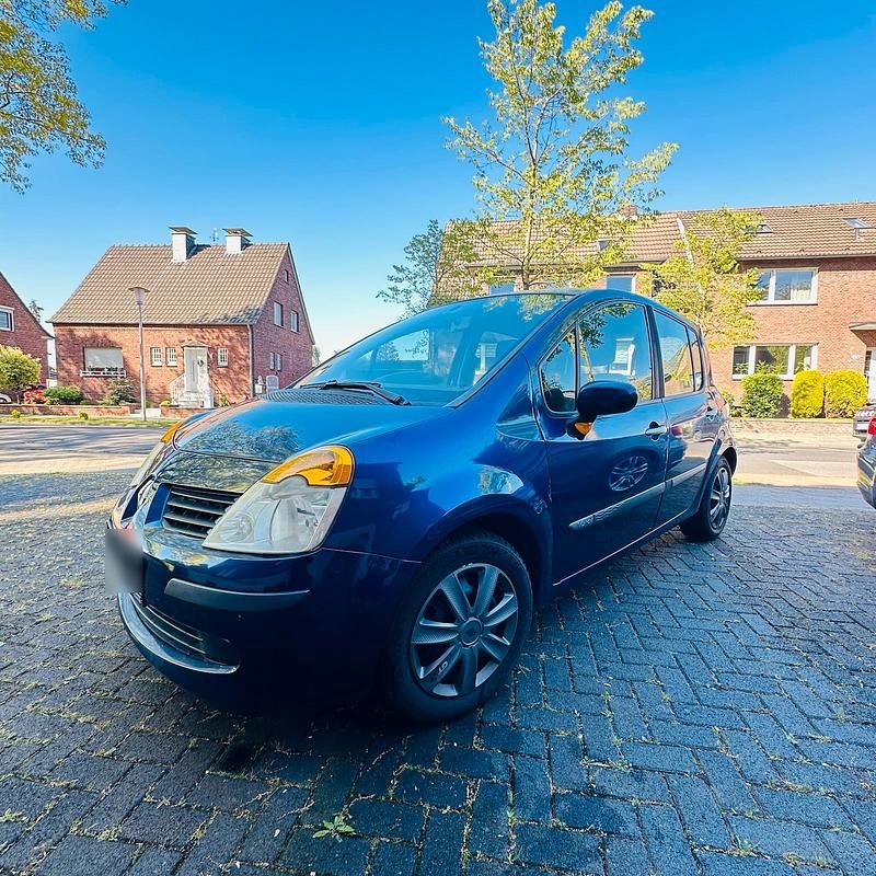 Second-hand Renault Modus 112 CP (82 kW) 2005 Albastru Monovolum