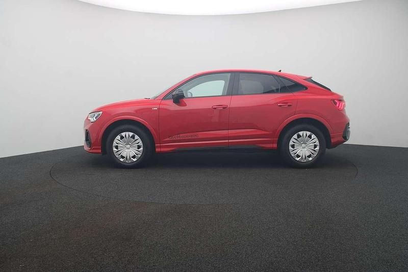 Gebraucht Audi Q3 Sportback S-Line 150 PS (110 kW) 2024 Progressivrot metallic SUV