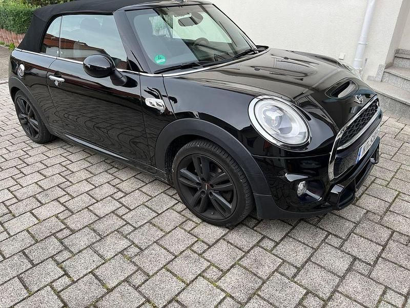 Schwarz Gebraucht 2017 Mini Cooper S Kleinwagen | 17.900 € (Fairer Preis) - Bild 1/4