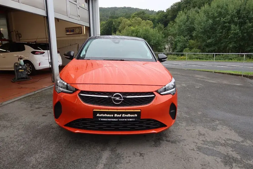 Używany Opel Corsa-e Edition 100 kW (136 KM) 2022 Pomarańczowy Hatchback