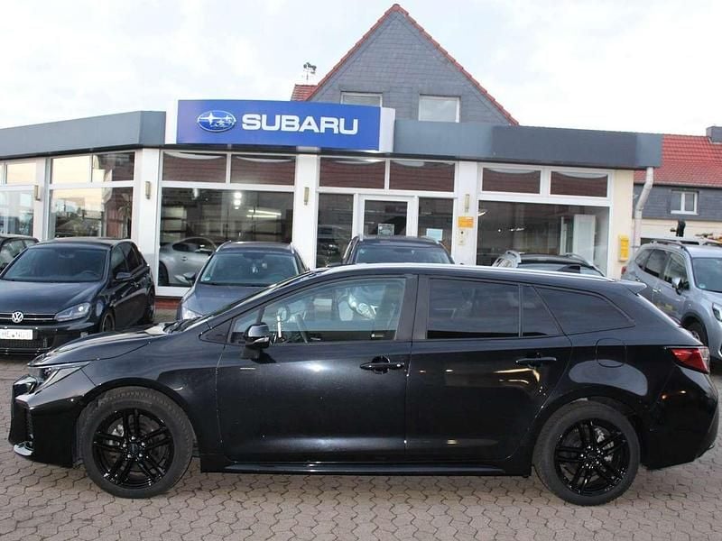Black mica metallic Gebraucht 2021 Suzuki Swace Comfort+ Kombi | 19.990 € (Fairer Preis) - Bild 1/4