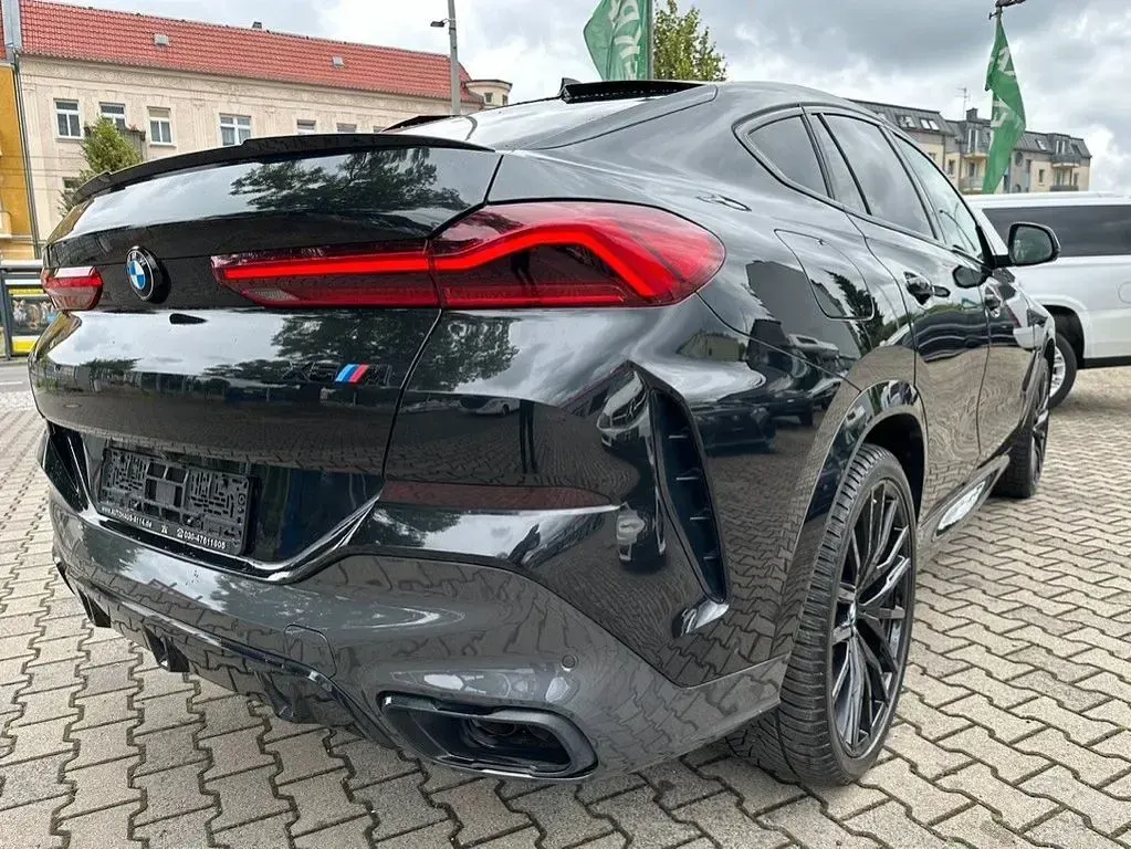 Gebraucht BMW X6 M50 Performance 530 PS (389 kW) 2021 Schwarz SUV