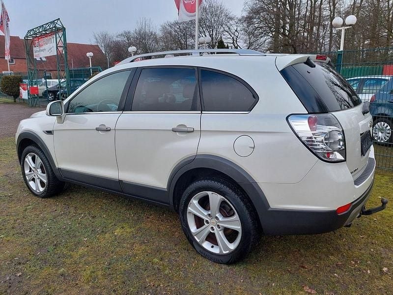 Gebraucht Chevrolet Captiva LTZ 184 PS (135 kW) 2012 Weiß SUV