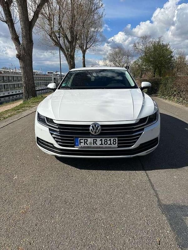 Gebraucht VW Arteon 150 PS (110 kW) 2017 Weiß Coupé