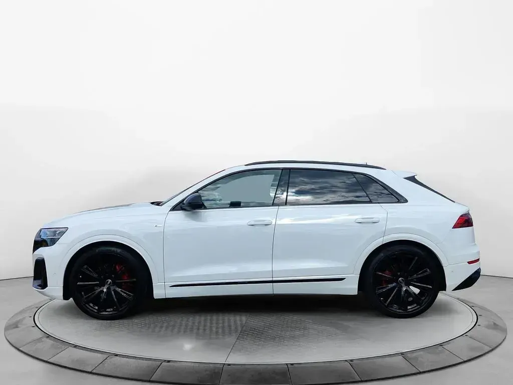 Gebraucht Audi Q8 S-Line 286 PS (210 kW) 2025 Carraraweiß SUV