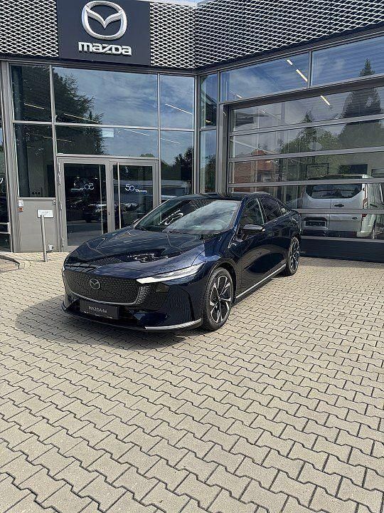 Blau Neu 2025 Mazda 6e Takumi-Line Limousine | 43.790 € - Bild 1/4