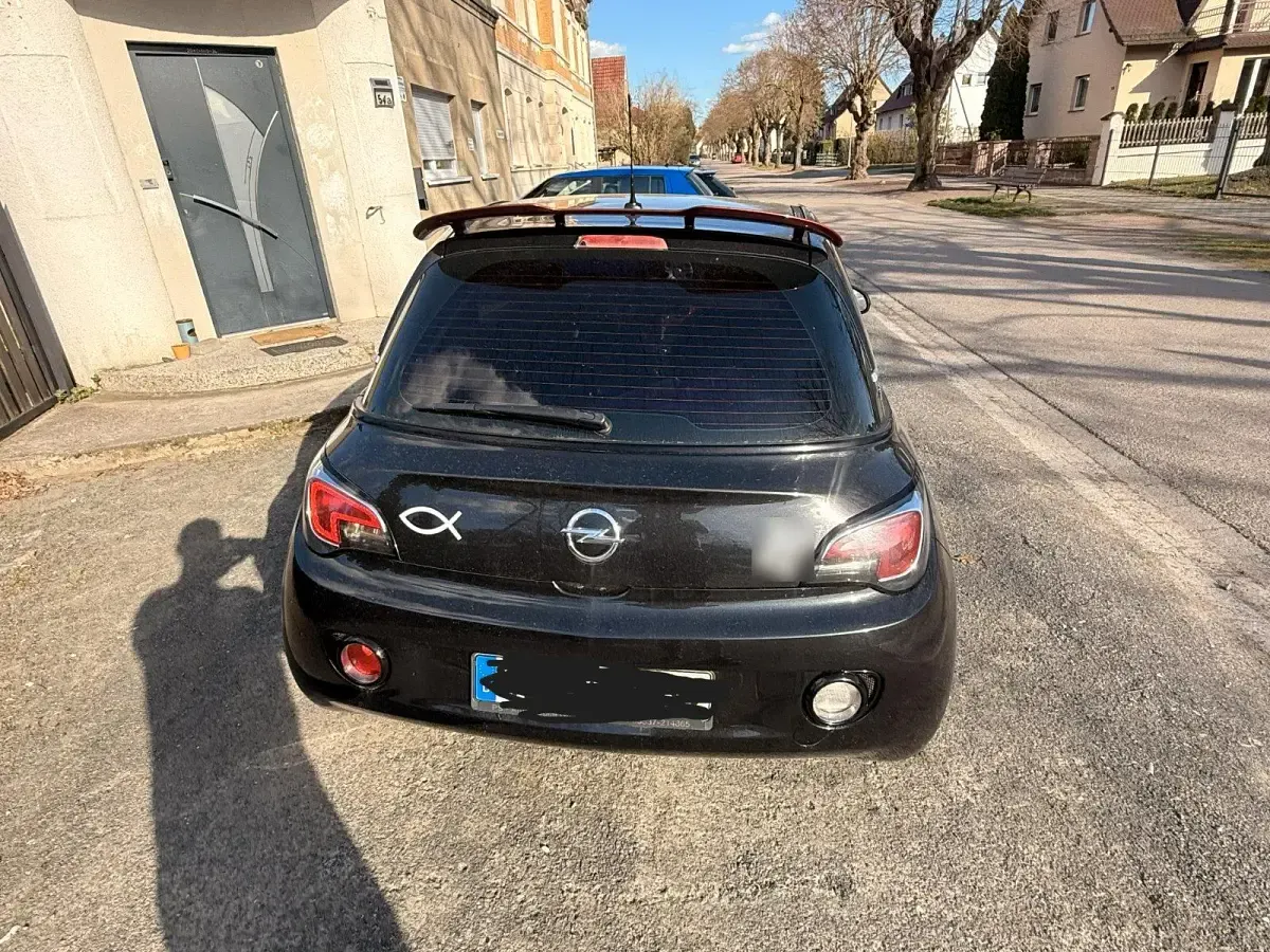 Gebraucht Opel Adam 87 PS (63 kW) 2013 Schwarz Kleinwagen