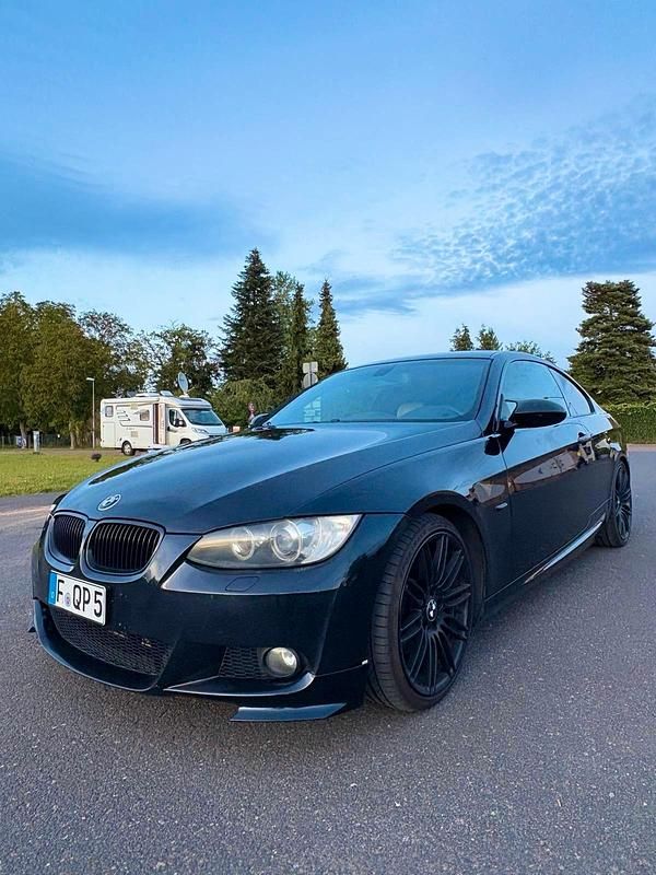 Schwarz Gebraucht 2008 BMW 325 M Sport Coupé | 8.499 € (Guter Preis) - Bild 1/4