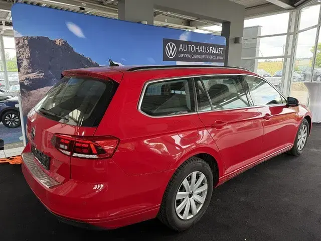 Gebraucht VW Passat Elegance+ 190 PS (139 kW) 2019 Silber Kombi