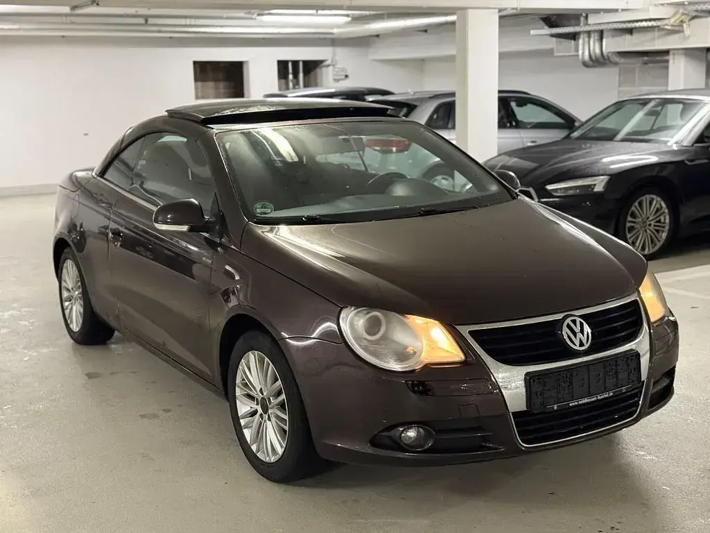 Gebraucht VW Eos 150 PS (110 kW) 2009 Violet Cabrio