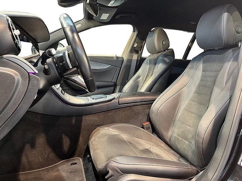 Gebraucht Mercedes E300 AMG 306 PS (225 kW) 2022 Metalliclack obsidianschwarz Kombi