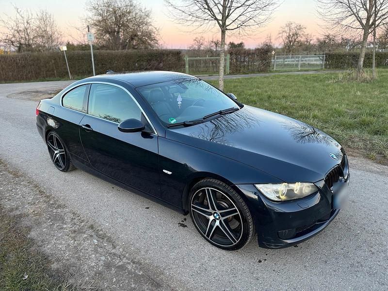 Gebraucht BMW 335 306 PS (225 kW) 2007 Blau Coupé