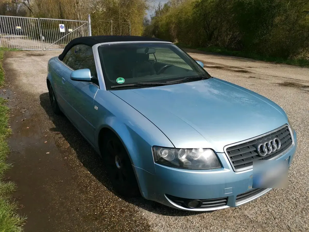 Gebraucht Audi A4 Cabriolet 170 PS (125 kW) 2002 Blau Cabrio
