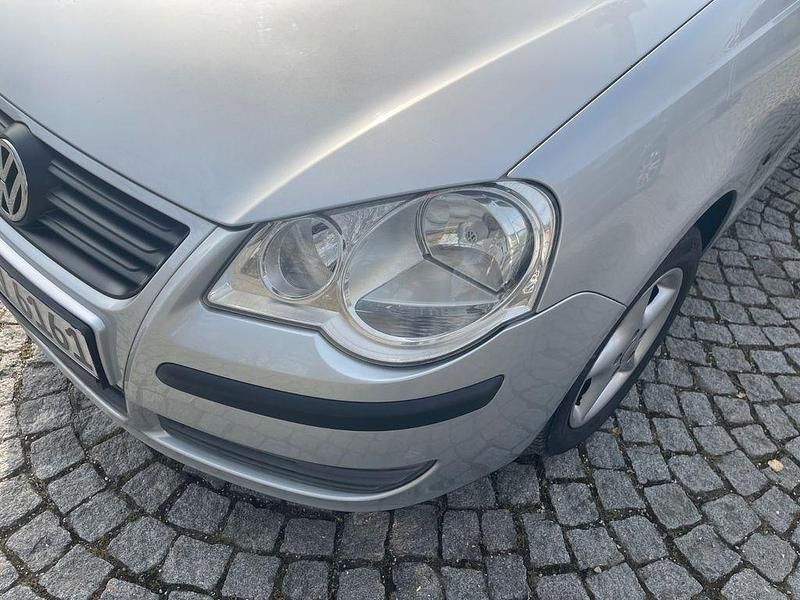 Gebraucht VW Polo Trendline 64 PS (47 kW) 2006 Grau Kleinwagen