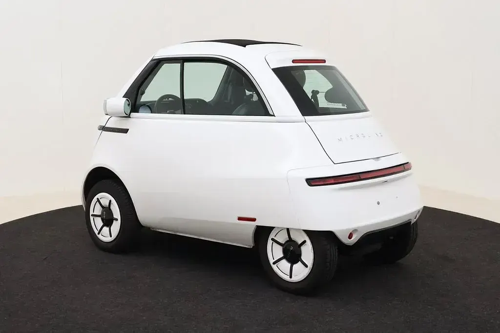Gebraucht Micro Microlino 13 kW (18 PS) 2024 Weiß Kleinwagen