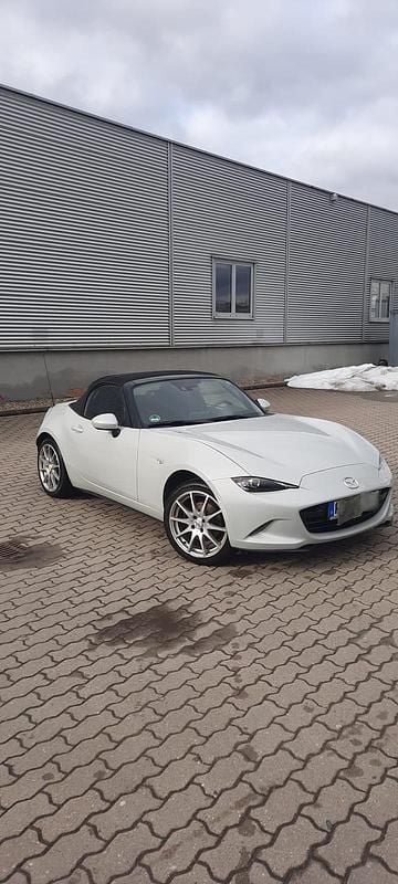 Gebraucht Mazda MX5 Sports-Line 160 PS (117 kW) 2016 Weiß Cabrio