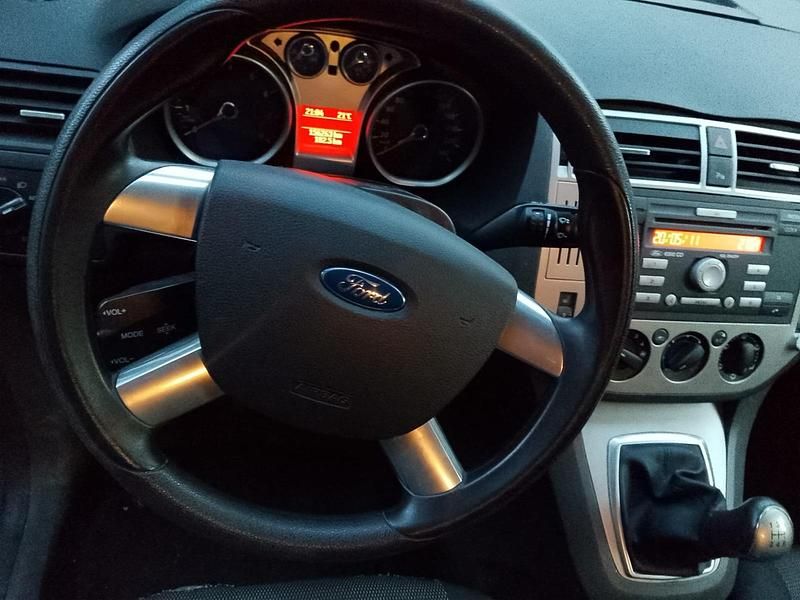 Second-hand Ford C-MAX 100 CP (73 kW) 2009 Andere farben Monovolum