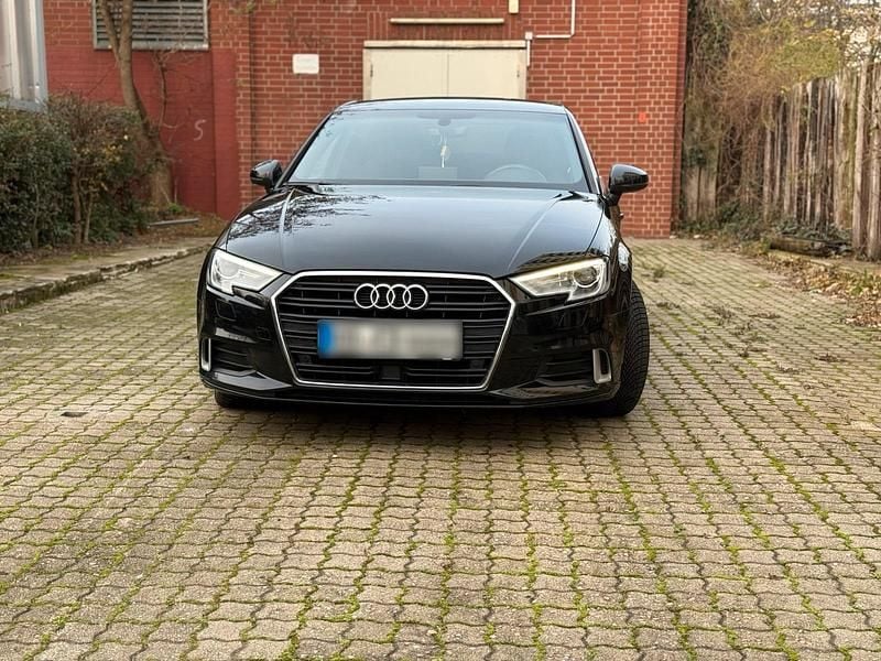 Gebraucht Audi A3 150 PS (110 kW) 2019 Schwarz Limousine