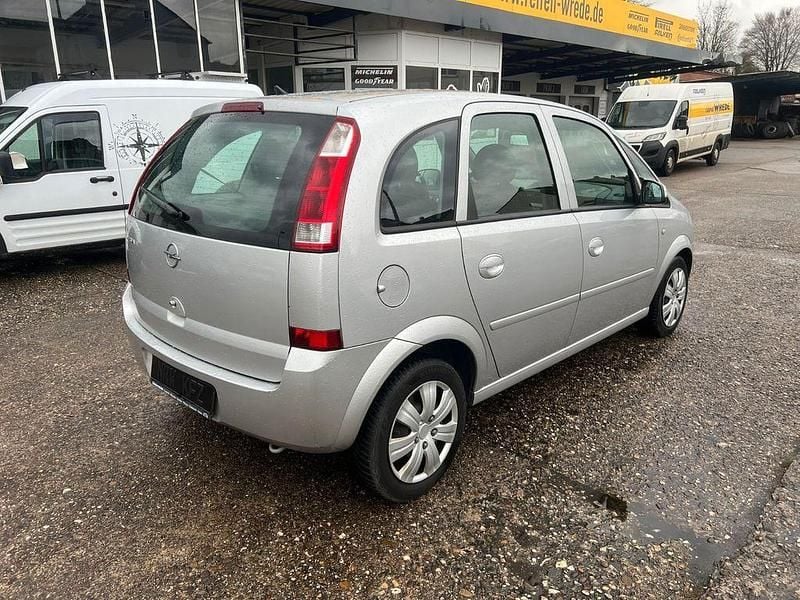 Gebraucht Opel Meriva 90 PS (66 kW) 2005 Silber Van / Kleinbus