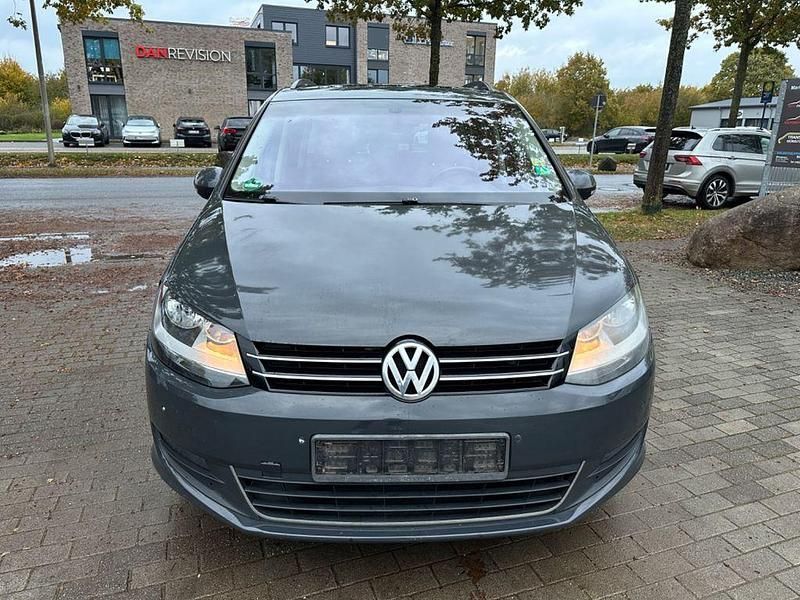 Gebraucht VW Sharan Comfortline 140 PS (102 kW) 2011 Grau Van / Kleinbus